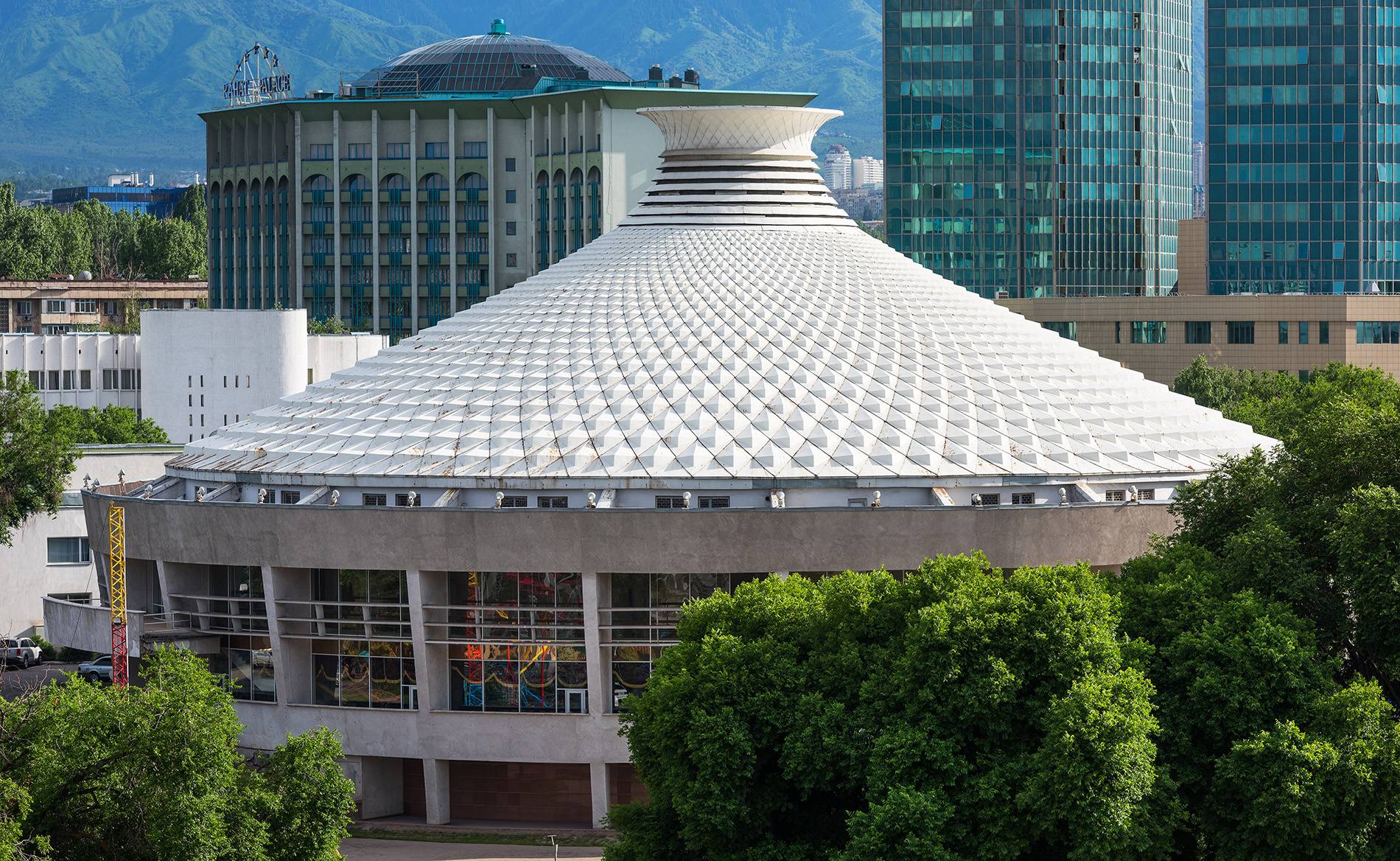 Almaty: Architecture with Ambition